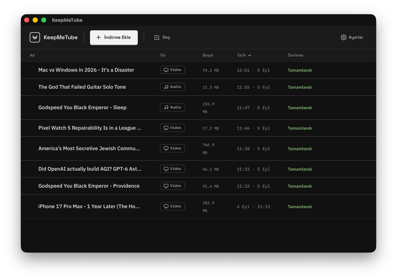KeepMeTube download queue in dark mode